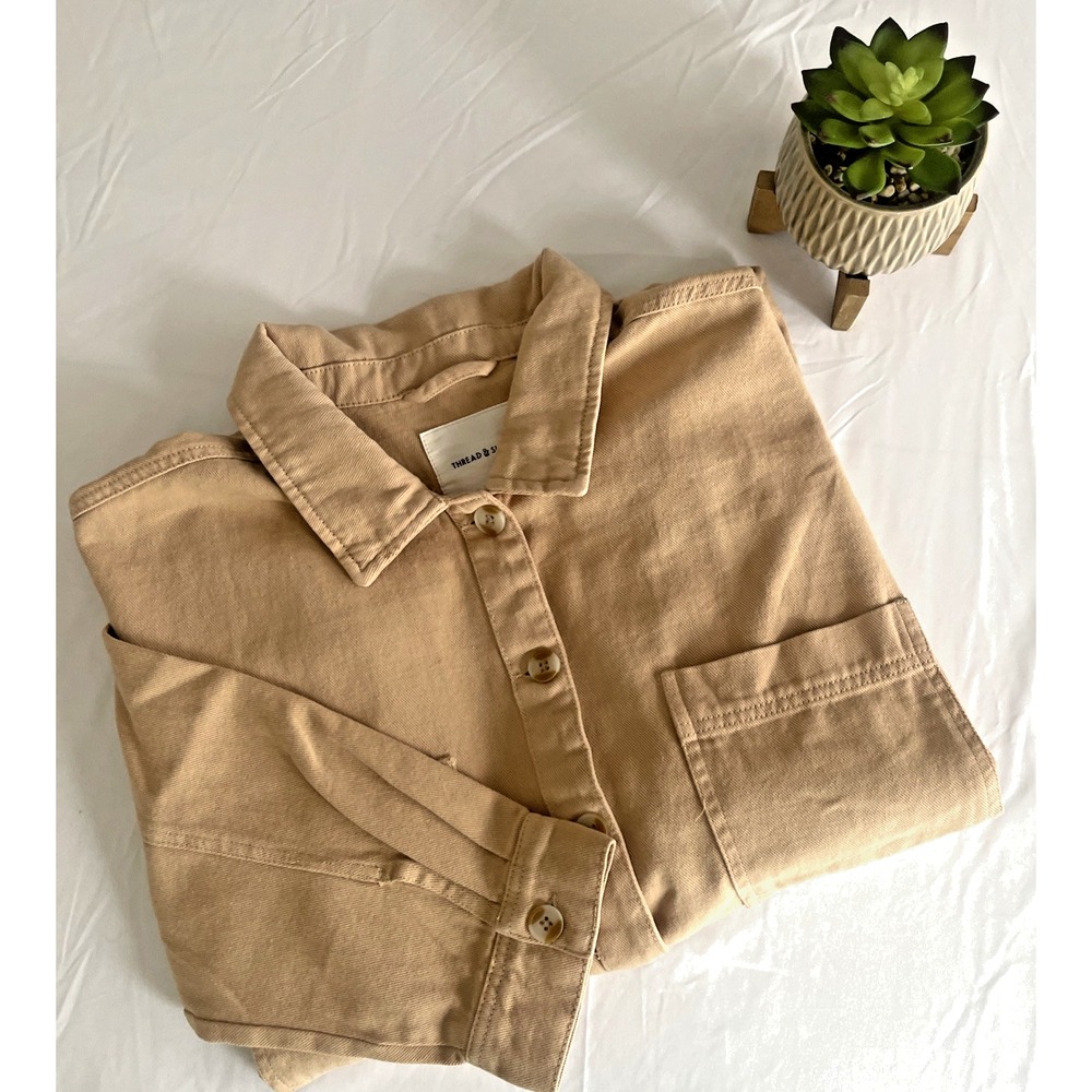 Thread And Supply Women's Shacket Beige Sand collared pockets button up Large